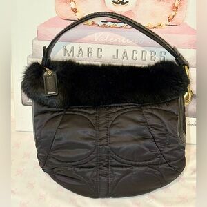 Coach Vintage Black Silk Quilted Signature RabbitTrimmed Hobo w/suede & leather